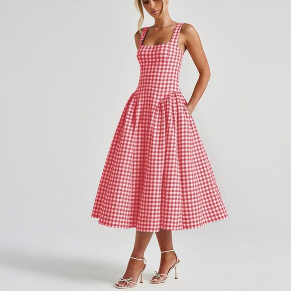 🌷NWT Retro Fit & Flare Square Neck Gown🌷 - Picture 3 of 3